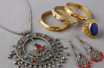 Traditional Uzbek Jewelry Silver and Gold Craftsmanship
